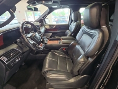 Used 2022  Lincoln Navigator Reserve 4x4 at Maxx Loans near St&period; Adrian&comma; MI