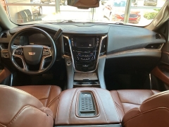 Used 2015 Cadillac Escalade ESV 4d SUV 4WD Premium at Maxx Loans near ,