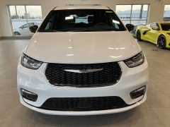 Used 2025  Chrysler Pacifica Select FWD at Maxx Loans near St. Adrian, MI