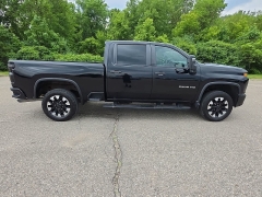 Used 2020  Chevrolet Silverado 2500HD 4WD Crew Cab 159" Custom at Maxx Loans near St&period; Adrian&comma; MI