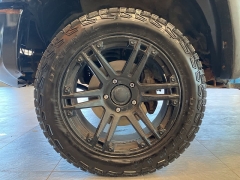Used 2016 Toyota Tundra 4WD Truck Double Cab 5.7L V8 6-Spd AT (Natl) at Maxx Loans near St. Adrian, MI