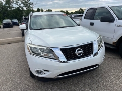 Used 2014  Nissan Pathfinder 4WD 4dr SL at Maxx Loans near St&period; Adrian&comma; MI
