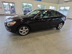 Used 2013  Volvo S60 4dr Sdn T5 FWD at Maxx Loans near St&period; Adrian&comma; MI