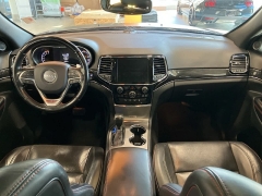 Used 2020  Jeep Grand Cherokee 4d SUV 4WD Trailhawk V8 at Maxx Loans near St. Adrian, MI