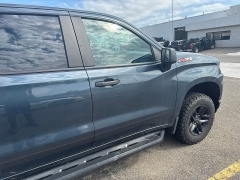 Used 2020  Chevrolet Silverado 1500 4WD Crew Cab 147" Custom Trail Boss at Maxx Loans near St&period; Adrian&comma; MI