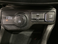 Used 2023  Jeep Renegade Latitude 4x4 at Maxx Loans near St&period; Adrian&comma; MI