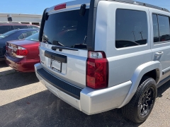 Used 2007 Jeep Commander 4WD 4dr Sport at Maxx Loans near St. Adrian, MI