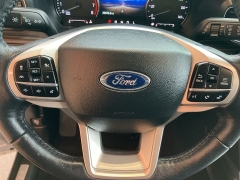 Used 2022 Ford Explorer Limited 4WD at Maxx Loans near ,