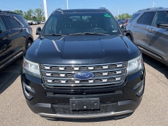 Used 2017 Ford Explorer 4d SUV 4WD Limited at Maxx Loans near St. Adrian, MI