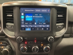 Used 2022  Ram 1500 Big Horn 4x4 Crew Cab 6'4" Box at Maxx Loans near St&period; Adrian&comma; MI