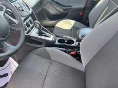 Used 2013  Ford Focus 4d Sedan SE at Maxx Loans near St&period; Adrian&comma; MI