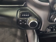 Used 2019  Ram 1500 Big Horn&sol;Lone Star 4x4 Crew Cab 5'7" Box at Maxx Loans near St&period; Adrian&comma; MI