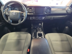Used 2020  Toyota Tacoma 4WD Double Cab 6' Bed V6 AT &lpar;Natl&rpar; at Maxx Loans near St&period; Adrian&comma; MI