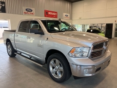 Used 2018 Ram 1500 Big Horn 4x4 Crew Cab 5'7" Box at Suburban Ford of Sterling Heights near Sterling Heights, MI