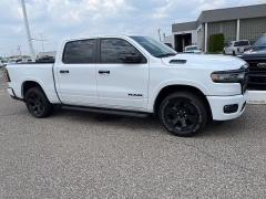 Used 2025 Ram 1500 Big Horn 4x4 Crew Cab 5'7" Box at Maxx Loans near ,