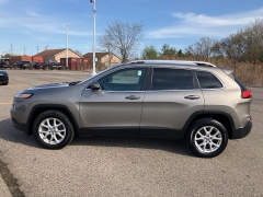 Used 2016 Jeep Cherokee 4WD 4dr Latitude at Maxx Loans near ,