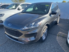 Used 2020 Ford Escape 4d SUV AWD SE at Suburban Ford of Sterling Heights near Sterling Heights, MI