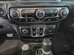 Used 2023  Jeep Wrangler Sahara 4 Door 4x4 at Maxx Loans near St&period; Adrian&comma; MI