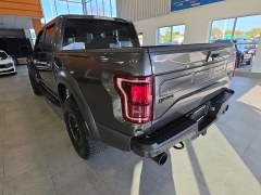 Used 2018  Ford F-150 4WD SuperCrew Raptor at Maxx Loans near St&period; Adrian&comma; MI