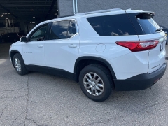 Used 2018 Chevrolet Traverse 4d SUV AWD LT Cloth w/1LT at Maxx Loans near St. Adrian, MI