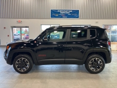 Used 2023  Jeep Renegade Trailhawk 4x4 at Maxx Loans near St. Adrian, MI