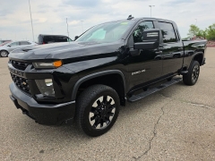 Used 2020  Chevrolet Silverado 2500HD 4WD Crew Cab 159" Custom at Maxx Loans near St&period; Adrian&comma; MI
