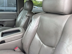 Used 2004  GMC Yukon 4dr 1500 4WD SLT at Maxx Loans near St&period; Adrian&comma; MI