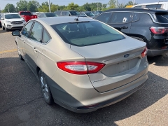 Used 2016 Ford Fusion 4d Sedan SE 2.5L at Suburban Ford of Sterling Heights near Sterling Heights, MI