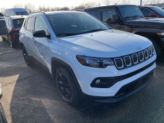 Used 2022  Jeep Compass Latitude 4x4 at Maxx Loans near St&period; Adrian&comma; MI
