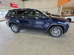 Used 2018  Jeep Grand Cherokee Laredo E 4x4 &ast;Ltd Avail&ast; at Maxx Loans near St&period; Adrian&comma; MI