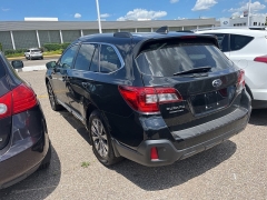 Used 2018 Subaru Outback 4d SUV 3.6R Touring at Maxx Loans near ,