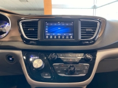 Used 2018  Chrysler Pacifica 4d Wagon Touring Plus at Maxx Loans near St&period; Adrian&comma; MI