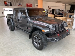 Used 2021 Jeep Gladiator Rubicon 4x4 at Suburban Ford of Sterling Heights near Sterling Heights, MI