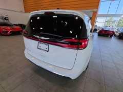Used 2024  Chrysler Pacifica Touring L FWD at Maxx Loans near St&period; Adrian&comma; MI