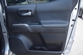 Used 2021  Toyota Tacoma 4WD Double Cab 5' Bed V6 &lpar;Natl&rpar; at Auto Finance Center LLC near Woodbridge&comma; VA