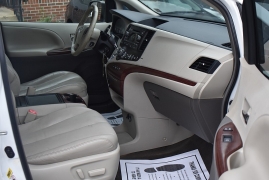Used 2014  Toyota Sienna 5dr Van V6 FWD &lpar;Natl&rpar; at Auto Finance Center LLC near Woodbridge&comma; VA