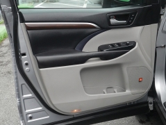 Used 2016 Toyota Highlander 4d SUV AWD Limited Platinum at Auto Finance Center LLC near Woodbridge, VA