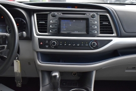 Used 2016  Toyota Highlander FWD 4dr V6 LE &lpar;Natl&rpar; at Auto Finance Center LLC near Woodbridge&comma; VA