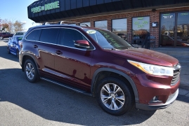 Used 2015  Toyota Highlander 4d SUV FWD XLE at Auto Finance Center LLC near Woodbridge, VA