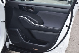 Used 2023  Toyota Highlander AWD &lpar;Natl&rpar; at Auto Finance Center LLC near Woodbridge&comma; VA