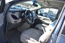Used 2015  Toyota Sienna 5dr Van FWD (Natl) at Auto Finance Center LLC near Woodbridge, VA