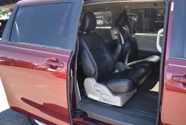 Used 2016  Toyota Sienna 5dr Van LE FWD &lpar;Natl&rpar; at Auto Finance Center LLC near Woodbridge&comma; VA