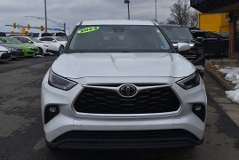 Used 2023  Toyota Highlander AWD &lpar;Natl&rpar; at Auto Finance Center LLC near Woodbridge&comma; VA