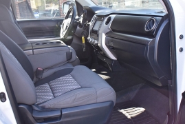 Used 2018  Toyota Tundra 4WD CrewMax 5&period;5' Bed 5&period;7L FFV &lpar;Natl&rpar; at Auto Finance Center LLC near Woodbridge&comma; VA