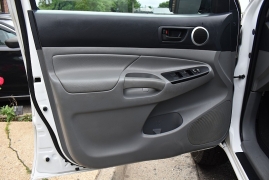 Used 2015 Toyota Tacoma 4WD Double Cab Long Bed at Auto Finance Center LLC near Woodbridge, VA