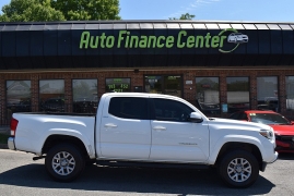 Used 2017  Toyota Tacoma Double Cab 5' Bed V6 4x2 AT &lpar;Natl&rpar; at Auto Finance Center LLC near Woodbridge&comma; VA