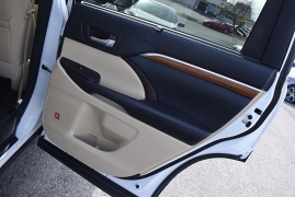 Used 2017  Toyota Highlander Hybrid Limited V6 AWD (Natl) at Auto Finance Center LLC near Woodbridge, VA