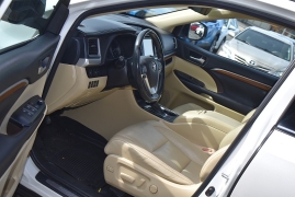 Used 2017  Toyota Highlander Hybrid Limited V6 AWD (Natl) at Auto Finance Center LLC near Woodbridge, VA