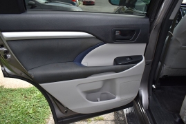 Used 2016  Toyota Highlander FWD 4dr V6 LE &lpar;Natl&rpar; at Auto Finance Center LLC near Woodbridge&comma; VA
