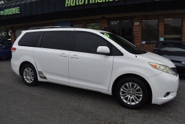 Used 2014  Toyota Sienna 5dr Van V6 FWD &lpar;Natl&rpar; at Auto Finance Center LLC near Woodbridge&comma; VA